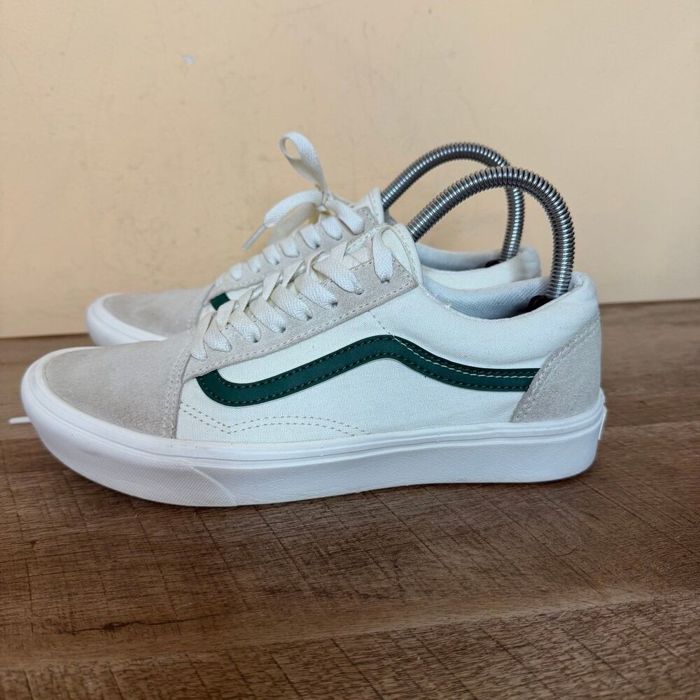 Vans comfycush women’s size 8.5 shoes sneakers